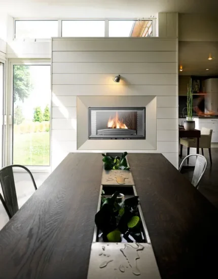 Foyer à bûches 840 Horizon 10kW avec volets Invicta